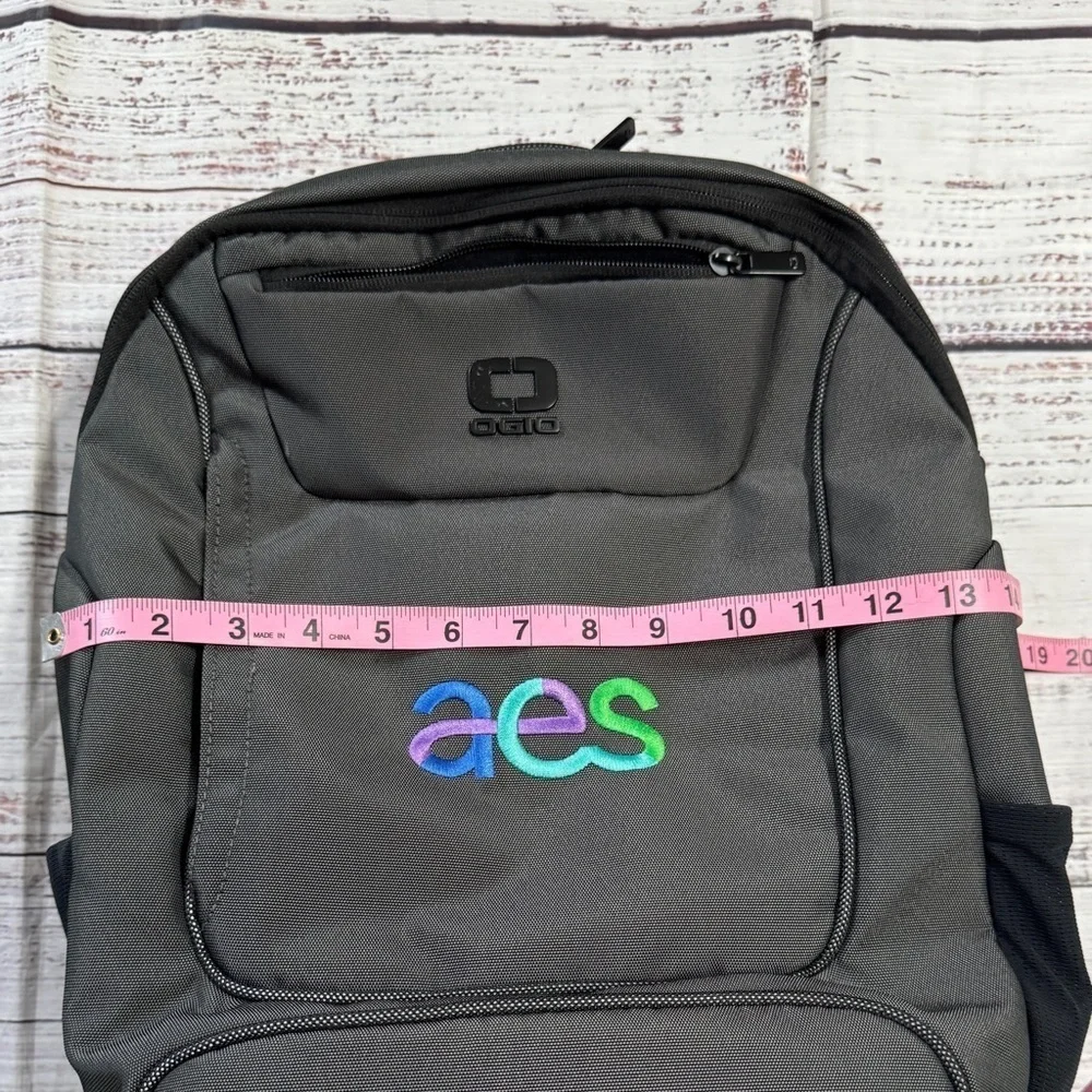 New OGIO Callaway work travel laptop backpack in grey